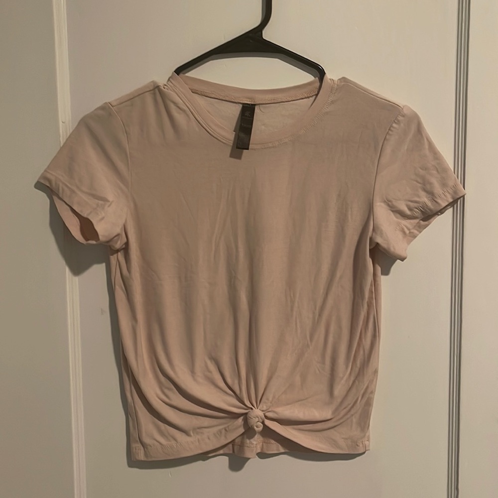 Kyodan crop workout shirt